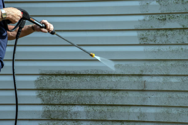 Why Choose Our Certified Pressure Washing Experts for Your Project Needs in Glenvar Heights, FL?